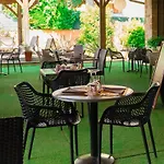 Logis Hotel-restaurant Saint