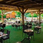 Logis Hotel-restaurant Saint Hotel