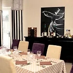 Hotel Logis Hotel-restaurant Saint