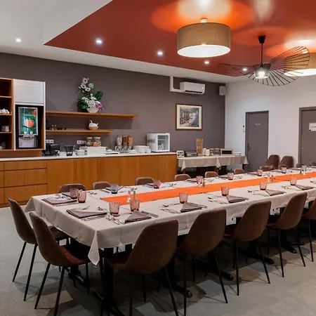 Logis Hotel-restaurant Saint Hotel