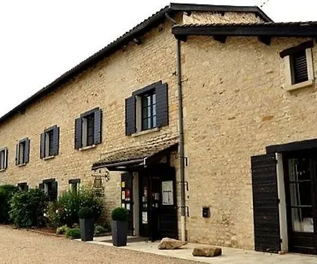 Logis Hotel-restaurant Saint Hotel 3*