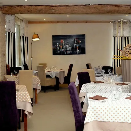 Hotel Logis Hotel-restaurant Saint 3*
