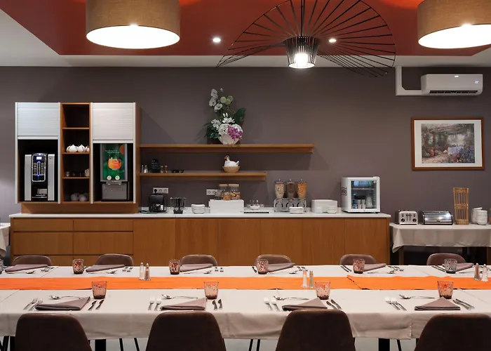 Logis Hotel Restaurant Saint Romain Hotell Anse