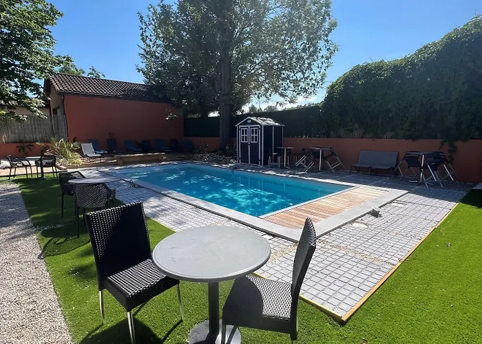 Logis Hotel Restaurant Saint Romain