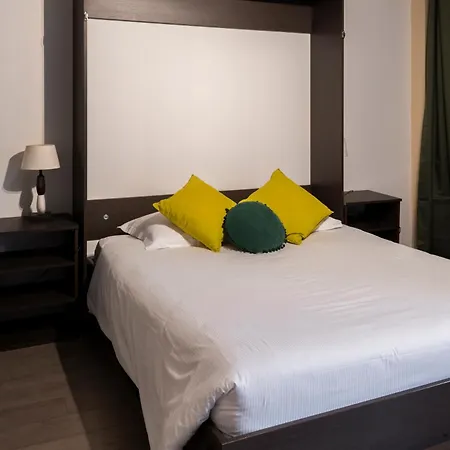 Logis Restaurant Saint 3* آنس